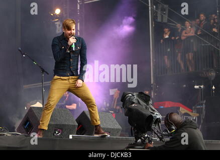 Ricky Wilson di Kaiser Chiefs Festival della lettura 2012 - Prestazioni - Giorno tre Reading, in Inghilterra - 26.08.12 Foto Stock