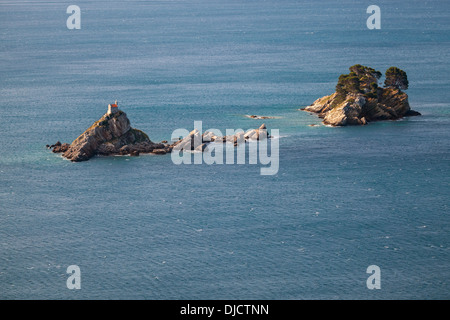 Due isole Katic e Sveta Nedjelja nel Mare Adriatico, Montenegro Foto Stock