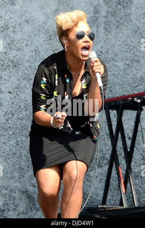 Emeli Sande V Festival 2012 tenutasi a Hylands Park - Prestazioni - Giorno Uno Essex, Inghilterra - 18.08.12 Foto Stock