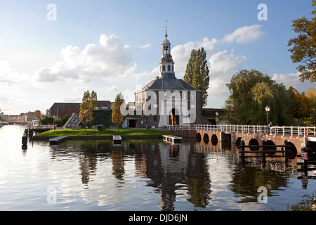 Zijlpoort è una porta della città di Leiden, Paesi Bassi Foto Stock