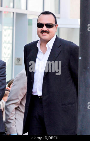 Cantante latino Pepe Aguilar è onorato con una stella sulla Hollywood Walk of Fame, tenutasi a Hollywood Boulevard Los Angeles, California - 26.07.12 Foto Stock