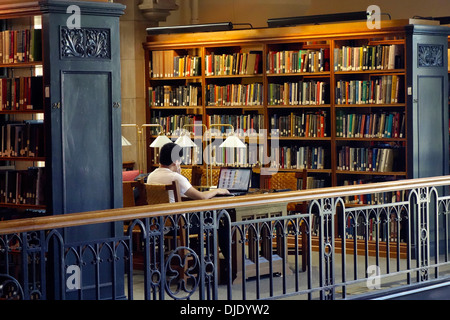 Interno del Vassar College library Foto Stock