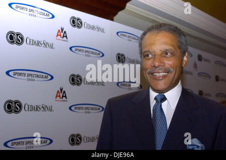 Jun 27, 2004; Los Angeles, CA, Stati Uniti d'America; BERNARD Parks è onorato al XIX annuale di Cedars-Sinai Medical Center sport spettacolare. Foto Stock