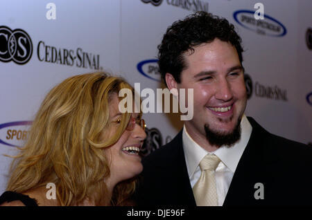 Jun 27, 2004; Los Angeles, CA, Stati Uniti d'America; LA Dodgers brocca Eric Gagne al XIX annuale di Cedars-Sinai Medical Center sport spettacolare. Foto Stock