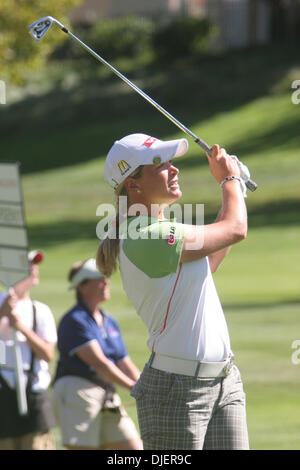 7 Ottobre 2007 - Blackhawk, CA, Stati Uniti d'America - giocatore di golf LPGA Suzann Pettersen dalla Norvegia del tee off durante la brama di farmaco a Challange Blackhawk Country Club in Blackhawk California, domenica 14 ottobre, 2007. (Credito Immagine: © Jay Solmonson/Contra Costa Times/ZUMA Press) Foto Stock