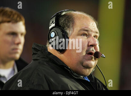 Jan 03, 2008 - Miami, Florida, Stati Uniti d'America - Kansas coach MARK MANGINO all'Orange Bowl a Miami, Florida. (Credito Immagine: © Allen Eyestone/Palm Beach post/ZUMA Premere) Restrizioni: * USA Tabloid diritti * Foto Stock