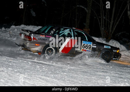 Jan 26, 2008 - Atlanta, Michigan, Stati Uniti d'America - 2008 Rally America Sno Drift rally racing in Atlanta Michigan. (Credito Immagine: © David Bailey/ZUMA Press) Foto Stock