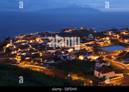 Vista notturna dell isola di Corvo Azzorre Portogallo Foto Stock