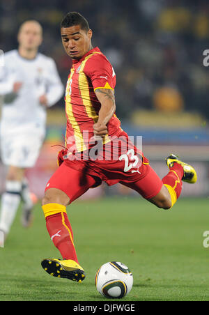 Giugno 26, 2010 - Rustenburg, Sud Africa - Kevin Prince Boateng del Ghana segna un punto durante il 2010 FIFA World Cup Soccer match tra Stati Uniti e Ghana presso il Royal Bafokeng Stadium. (Credito Immagine: © Luca Ghidoni/ZUMApress.com) Foto Stock