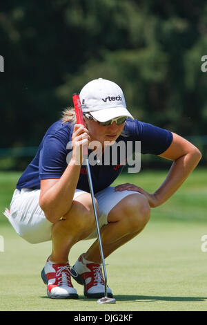 Luglio 04, 2010 - Sylvania, Ohio, Stati Uniti d'America - 4 Luglio 2010: Alena Sharp, di Hamilton in Canada durante il round finale del gioco del Jamie Farr Owens Corning Classic presentato da Kroger a Highland Meadows Golf Club in Sylvania, Ohio. .Credito: Scott W. Grau / Southcreek globale di credito (Immagine: © Southcreek globale/ZUMApress.com) Foto Stock