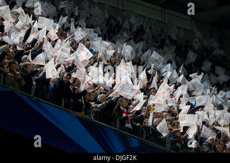 I sostenitori di Ajax, Novembre 26, 2013 - Calcio : UEFA Champions League Group H match tra Ajax 2-1 FC Barcelona a Amsterdam ArenA di Amsterdam, Paesi Bassi. (Foto di Enrico Calderoni/AFLO SPORT) Foto Stock