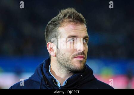 Rafael Ferdinand van der Vaart durante un'intervista per Sky, all'Imtec Arena di Amburgo durante il gioco HSV - Hannover 96. Novembre 24, 2013. Foto Stock