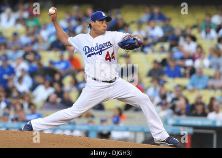 Luglio 23, 2010 - Los Angeles, California, Stati Uniti d'America - 23 Luglio 2010: Los Angeles Dodgers a partire lanciatore Vicente Padilla (44) New York Mets sconfitti i Los Angeles Dodgers al Dodger Stadium di Los Angeles, con un punteggio di 6-1. In California. Credito: Andrew Fielding / Southcreek globale di credito (Immagine: © Southcreek globale/ZUMApress.com) Foto Stock