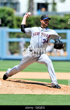 Luglio 24, 2010 - Los Angeles, California, Stati Uniti d'America - 24 Luglio 2010: New York Mets lanciatore Mike Pelfrey (34) passi contro la Dodgers. Il New York Mets perso al Los Angeles Dodgers 3-2 in 13 inning su un James Loney walkoff homerun presso il Dodger Stadium di Los Angeles. California..Mandatory Credit: Andrew Fielding / Southcreek globale di credito (Immagine: © Southcreek Gl Foto Stock