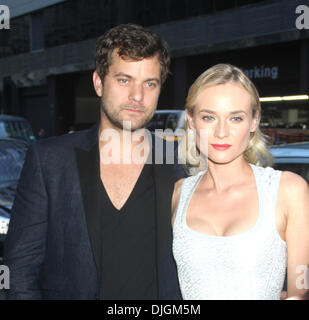 Joshua Jackson e Diane Kruger speciale proiezione di 'Addio mia regina" tenutosi presso il Museo di Arte Moderna di Manhattan a New York City, Stati Uniti d'America - 09.07.12 Foto Stock