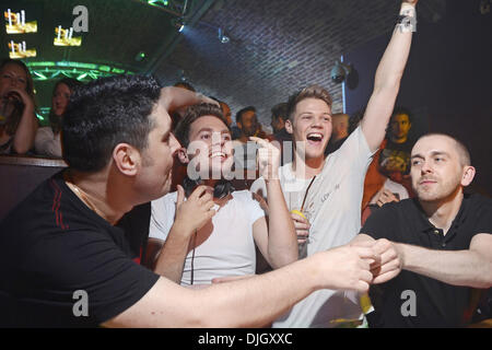 Adam Pitts, Ryan Fletcher UK boy band Lawson partito e prestazioni a G-A-Y, Londra Inghilterra - 21.07.12 dotate: Adam Pitts, Ryan Fletcher dove: Londra, Regno Unito quando: 21 Lug 2012 Foto Stock