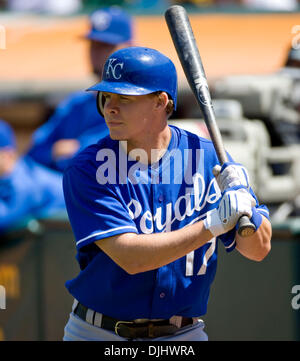 Agosto 04, 2010 - Oakland, la California, Stati Uniti - Kansas City Royals secondo baseman CHRIS GETZ #17 in azione contro la Oakland atletica. (Credito Immagine: © William Mancebo/ZUMApress.com) Foto Stock