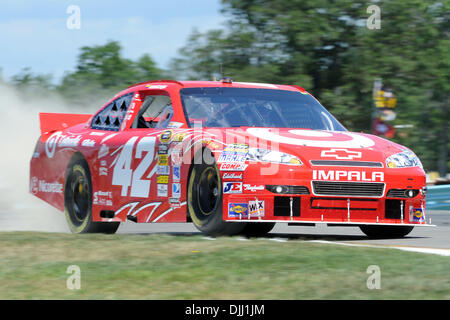 Agosto 06, 2010 - Watkins Glen, New York, Stati Uniti d'America - 6 Agosto 2010: Juan Pablo Montoya aziona il bersaglio Chevrolet fuori la fermata del bus durante il venerdi di serie della tazza di Sprint pratica a Watkins Glen, New York..Mandatory Credit: Michael Johnson / Southcreek globale di credito (Immagine: Â© Southcreek globale/ZUMApress.com) Foto Stock