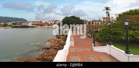 Vista panoramica nella Plaza de Francia, Casco Viejo, Panama City, Panama Foto Stock