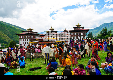 Thimphu Tsechu,Tashi Dzong Choe,Fortezza,4 giorni del festival il decimo giorno del mese del calendario lunare Calendario tibetano,Thimphu,Bhutan Foto Stock