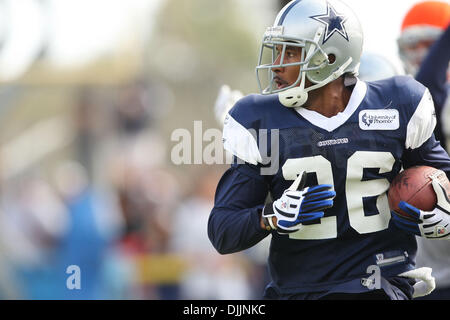 15 agosto 2010 - Oxnard in California, Stati Uniti d'America - 15 August 2010: Dallas Cowboys DB (#26) CLETIS GORDON in azione durante il secondo giorno del 2010 Dallas Cowboys Training Camp in Oxnard in California. Credito: Brandon Parry / Southcreek globale di credito (Immagine: © Southcreek globale/ZUMApress.com) Foto Stock