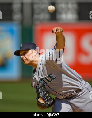 Sett. 06, 2010 - Oakland, la California, Stati Uniti - Seattle Mariners lanciatore JASON VARGAS #38 in azione contro la Oakland atletica. (Credito Immagine: © William Mancebo/ZUMApress.com) Foto Stock