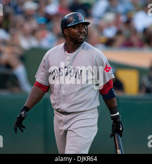 Sett. 11, 2010 - Oakland, in California, Stati Uniti d'America - Boston Red Sox secondo baseman Bill Hall (22) in azione durante le A vs Redsox gioco al Oakland-Alameda County Coliseum di Oakland, California.Le A sconfitto il Redsox 4-3. (Credito Immagine: © Damon Tarver/Southcreek globale/ZUMApress.com) Foto Stock