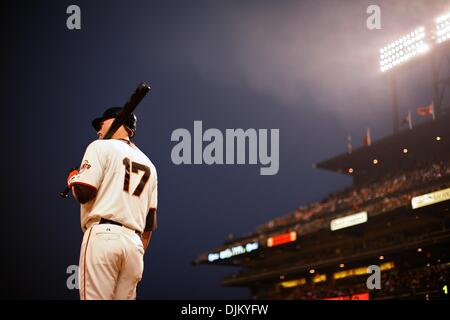 Sett. 17, 2010 - San Francisco, California, Stati Uniti - San Francisco Giants primo baseman AUBREY Huff (17) sul ponte durante la partita contro i Los Angeles Dodgers. La San Francisco Giants ha battuto il Los Angeles Dodgers 10-2. (Credito Immagine: © Dinno Kovic/Southcreek globale/ZUMApress.com) Foto Stock