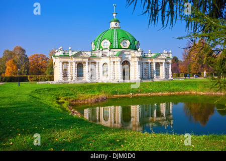 Pavilion Grotta di Kuskovo Foto Stock