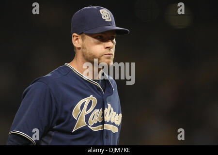 Sett. 22, 2010 - Los Angeles, California, Stati Uniti d'America - San Diego Padres 3B (#7) CHASE HEADLEY durante la Padres vs. Dodgers game al Dodgers Stadium. La Padres è andato alla sconfitta dei Dodgers con un punteggio finale di 3-1. (Credito Immagine: © Brandon Parry/Southcreek globale/ZUMApress.com) Foto Stock