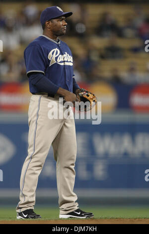 Sett. 22, 2010 - Los Angeles, California, Stati Uniti d'America - San Diego Padres SS (#10) Miguel Tejada durante la Padres vs. Dodgers game al Dodgers Stadium. La Padres è andato alla sconfitta dei Dodgers con un punteggio finale di 3-1. (Credito Immagine: © Brandon Parry/Southcreek globale/ZUMApress.com) Foto Stock