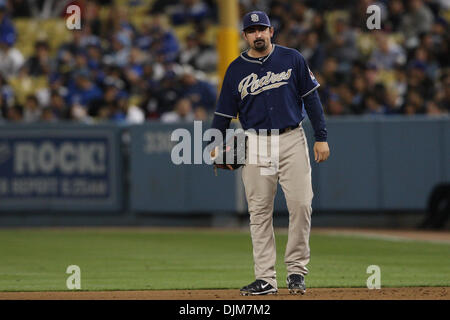 Sett. 22, 2010 - Los Angeles, California, Stati Uniti d'America - San Diego Padres 1B (#23) ADRIAN GONZALEZ durante la Padres vs. Dodgers game al Dodgers Stadium. La Padres è andato alla sconfitta dei Dodgers con un punteggio finale di 3-1. (Credito Immagine: © Brandon Parry/Southcreek globale/ZUMApress.com) Foto Stock