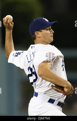 Sett. 22, 2010 - Los Angeles, California, Stati Uniti d'America - Dodgers brocca (#29) TED LILLY durante la Padres vs. Dodgers game al Dodgers Stadium. La Padres è andato alla sconfitta dei Dodgers con un punteggio finale di 3-1. (Credito Immagine: © Brandon Parry/Southcreek globale/ZUMApress.com) Foto Stock