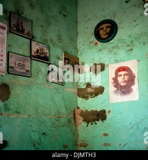 Comunista sala lettura in Fort Kochi Cochin in Kerala in India del Sud in Asia. Il socialismo marxista e il marxismo il socialismo la politica cultura politica Travel Foto Stock