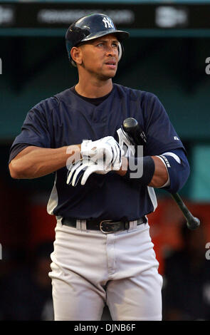 Mar 28, 2008 - Giardini di Miami, Florida, Stati Uniti d'America - New York Yankees in Florida Marlins Spring Training game al Dolphin Stadium..Yankee Alex Rodriguez a bat contro il marlin. (Credito Immagine: © Allen Eyestone/Palm Beach post/ZUMA Premere) Restrizioni: * USA Tabloid diritti * Foto Stock