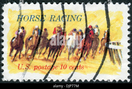 Il centesimo anniversario delle corse a cavallo 'Kentucky Derby' mostra i cavalli giro di arrotondamento Foto Stock
