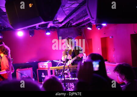 Templi in concerto a DC9/DCnine in Washington, DC 27 novembre 2013. Foto Stock