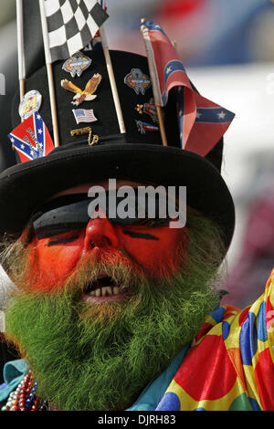 Mar 07, 2010 - Atlanta, Georgia, Stati Uniti - 07 Marzo 2010: Un esuberante ventola durante la Kobalt Tools 500 ad Atlanta Motor Speedway di Atlanta, Georgia. (Credito Immagine: © Jason Clark/Southcreek globale/ZUMApress.com) Foto Stock