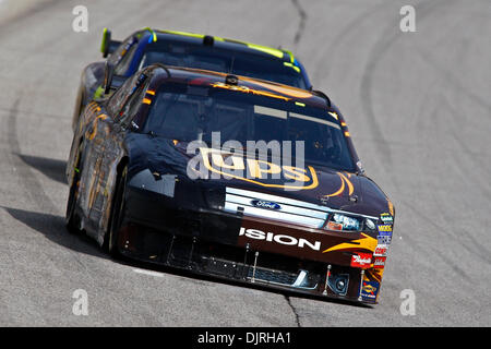 Mar 07, 2010 - Atlanta, Georgia, Stati Uniti - 07 Marzo 2010: autista UPS David Ragan #6 durante la Kobalt Tools 500 ad Atlanta Motor Speedway di Atlanta, Georgia. (Credito Immagine: © Jason Clark/Southcreek globale/ZUMApress.com) Foto Stock