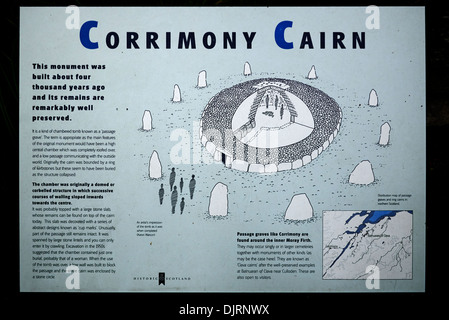 Corrimony Cairn è di 4000 anni un chambered cairn è un monumento sepolcrale Foto Stock