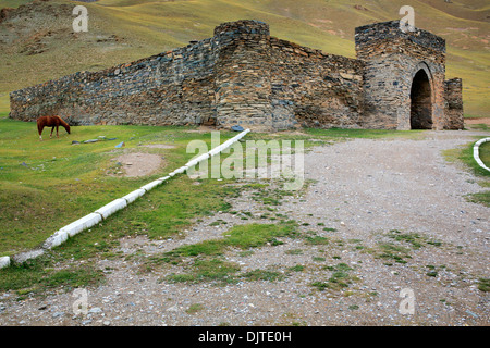 Tash Rabat Caravanserai (XV secolo), Naryn Oblast, Kirghizistan Foto Stock