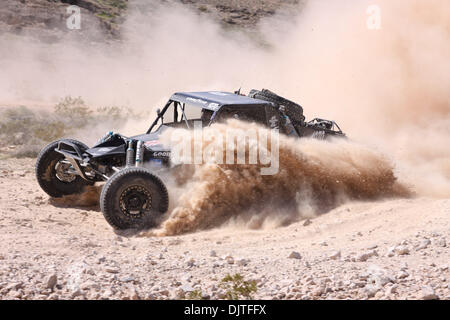 Marzo 27, 2010 Classe 10 driver buggy Mikey Lawrence (#1070) le gare attraverso il limo e rocce presso il russare, menta 400 off-road race al di fuori di Las Vegas in Nevada. (Credito Immagine: © Mike Ingalsbee/Southcreek globale/ZUMApress.com) Foto Stock