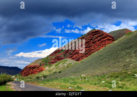 Jeti Oguz rocce, vicino a Karakol, Issyk Kul oblast, Kirghizistan Foto Stock