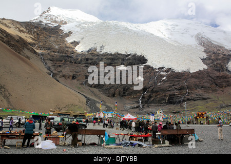 Karola Glacier 5560 C (m), Shannan Prefettura, Tibet, Cina Foto Stock