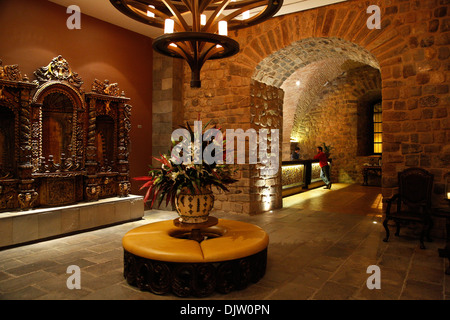 Hall e reception presso il Marriott Hotel di Cuzco, Perù. Foto Stock