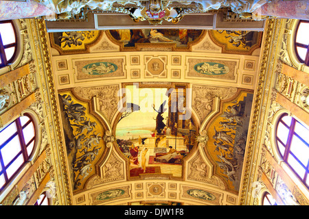 Scalone in Imperial Court Theatre, Vienna, Austria, Europa Centrale Foto Stock