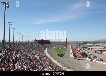 Ottobre 10, 2010 - Fontana, in California, Stati Uniti d'America - l'Auto Club Speedway ospita l esecuzione della Pepsi Max 400 (credito Immagine: © Brandon Parry/Southcreek globale/ZUMApress.com) Foto Stock