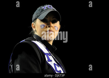 Ottobre 24, 2010 - Amon G. Carter Stadium, Texas, Stati Uniti d'America - 23 Ottobre 2010: TCU cornuto rane membro della band durante il gioco tra le Air Force Academy falchi ed il Texas Christian University cornuto rane a Amon G. Carter Stadium di Fort Worth, Texas. TCU vince contro Air Force 38-7. (Credito Immagine: © Patrick Green/Southcreek globale/ZUMApress.com) Foto Stock
