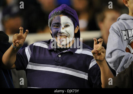 Ottobre 24, 2010 - Amon G. Carter Stadium, Texas, Stati Uniti d'America - 23 Ottobre 2010: TCU cornuto rane ventola durante il gioco tra le Air Force Academy falchi ed il Texas Christian University cornuto rane a Amon G. Carter Stadium di Fort Worth, Texas. TCU vince contro Air Force 38-7. (Credito Immagine: © Patrick Green/Southcreek globale/ZUMApress.com) Foto Stock