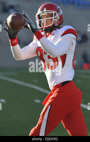 Ottobre 30, 2010 - Colorado Springs, Colorado, Stati Uniti d'America - Utah Utes wide receiver Sean Fitzgerald (83) prima della #9 classificato Utah Utes di fronte la Air Force Academy falchi al Falcon Stadium. (Credito Immagine: © Andrew Fielding/Southcreek globale/ZUMApress.com) Foto Stock